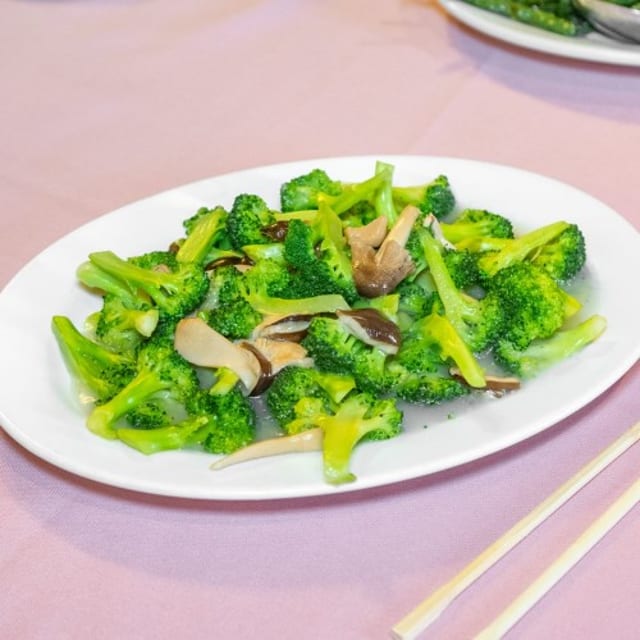 Broccoli with Mushrooms.