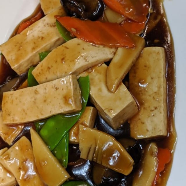 Tofu in Brown Sauce.