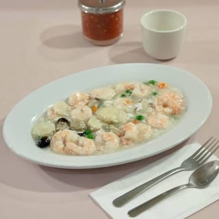 L15. Shrimp With Lobster Sauce