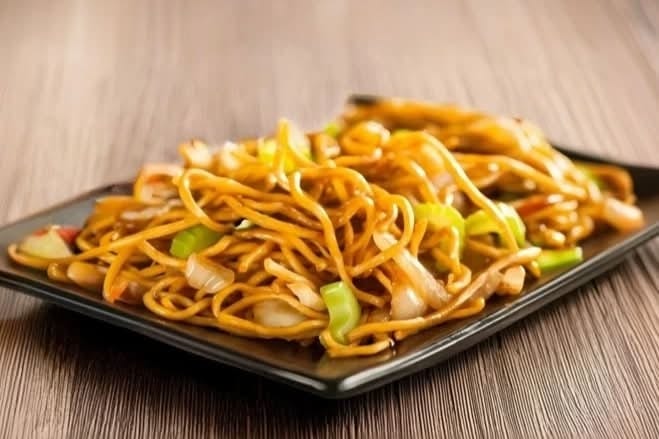 L3. Pork Low Mein.